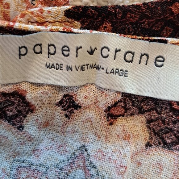 Paper Crane Neutral Patterned Sleeveless V Neck Blouse Size Large - Picture 3 of 4